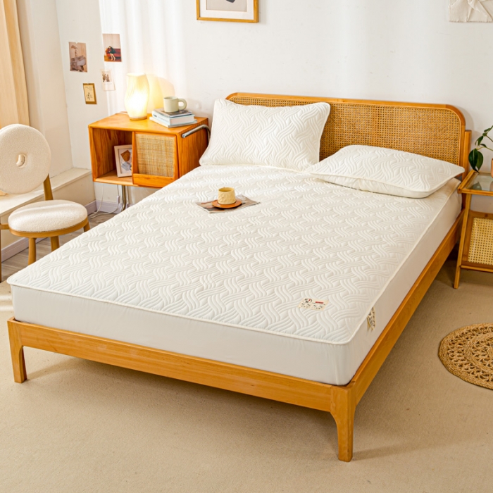 91家纺网 家纺一手货源 找家纺 X猫先生2024新款A类原棉本色大豆纤维夹棉床垫三件套 简爱-典雅白