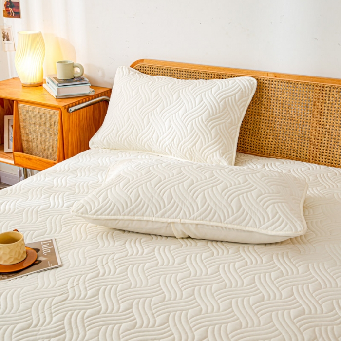 91家纺网 家纺一手货源 找家纺 X猫先生2024新款A类原棉本色大豆纤维夹棉床垫三件套 简爱-典雅白