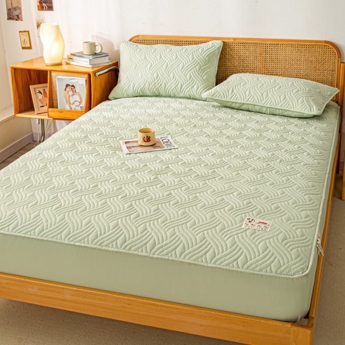 91家纺网 家纺一手货源 找家纺 X猫先生2024新款A类原棉本色大豆纤维夹棉床垫三件套 简爱-飘逸绿