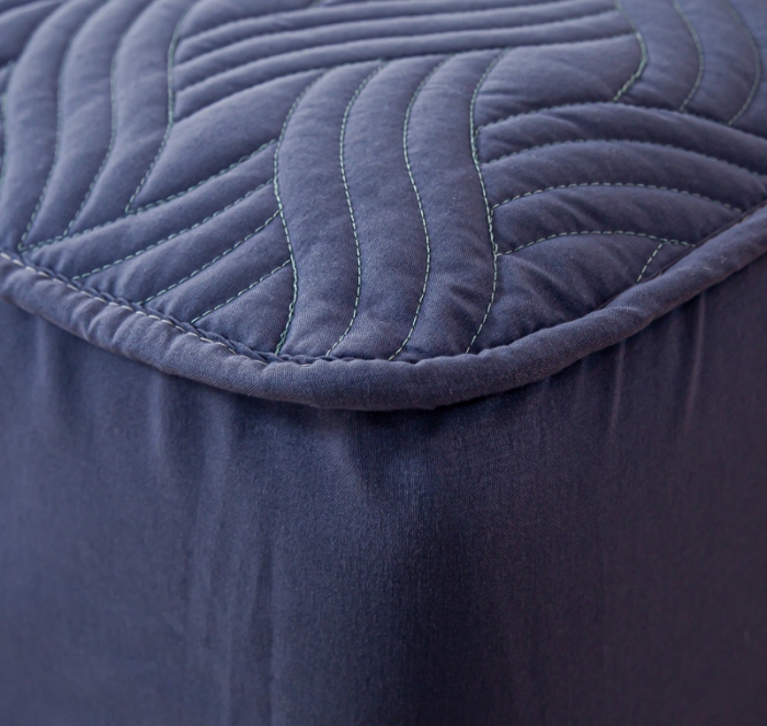 91家纺网 家纺一手货源 找家纺 X猫先生2024新款A类原棉本色大豆纤维夹棉床垫三件套 简爱-岩石蓝