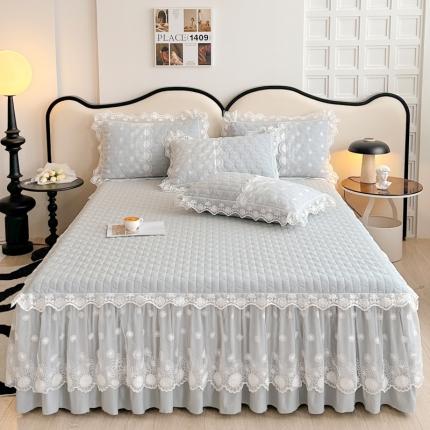 91家纺网 家纺一手货源 找家纺 恋尚 2023新款保暖蜜桃绒拉芙绒夹棉单品床裙-蔻朵系列 蔻朵-浅灰