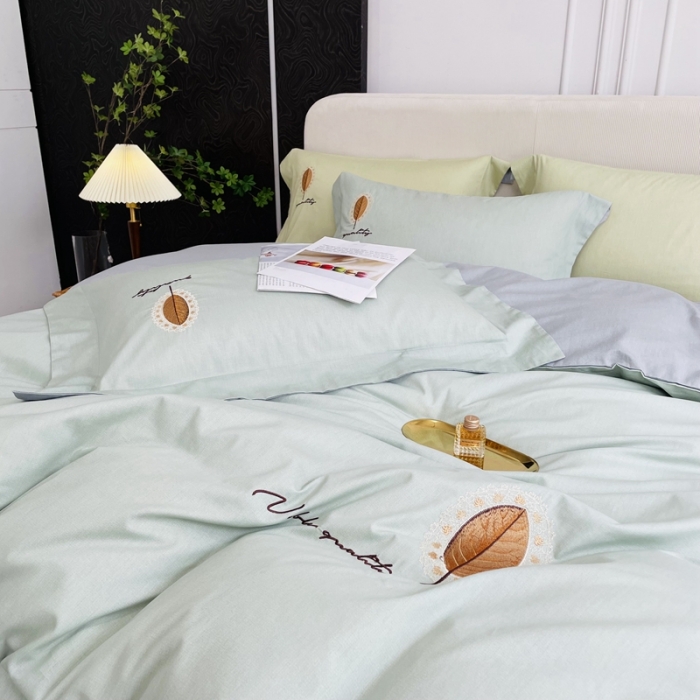 91家纺网 家纺一手货源 找家纺 由丽 2025新款全棉全工艺柔棉肌理纹绣花四件套-尤加利 尤加利-浅清