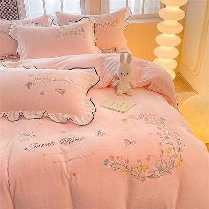 91家纺网 家纺一手货源 找家纺 （总）二八年华 2024绮梦系列刺绣花边牛奶绒四件套