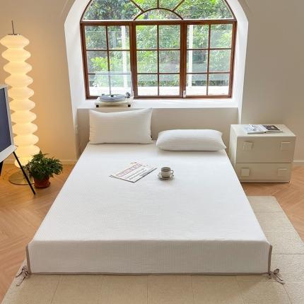 91家纺网 家纺一手货源 找家纺 （总）期遇 2023新款双面全棉正反两用开叉式床盖三件套