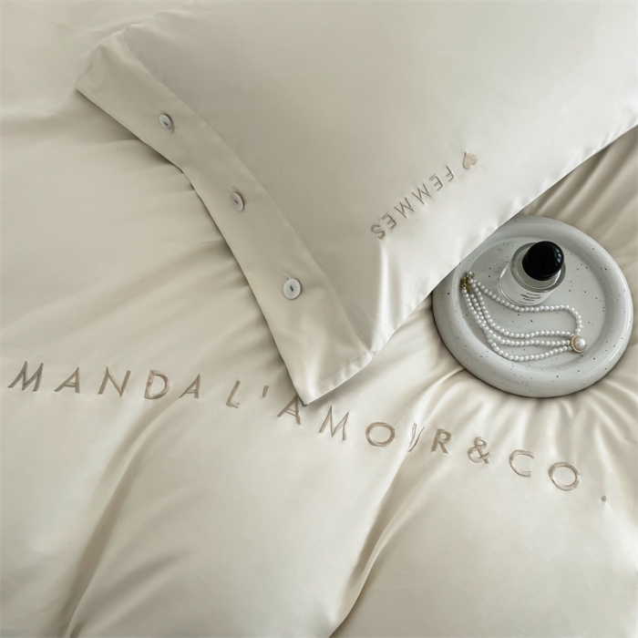 91家纺网 家纺一手货源 找家纺 （总）布可 2025秋冬新款云朵绒轻奢刺绣四件套-慕斯