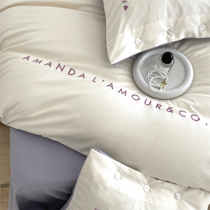 91家纺网 家纺一手货源 找家纺 布可 2025秋冬新款云朵绒轻奢刺绣四件套-慕斯 慕斯-白桃色