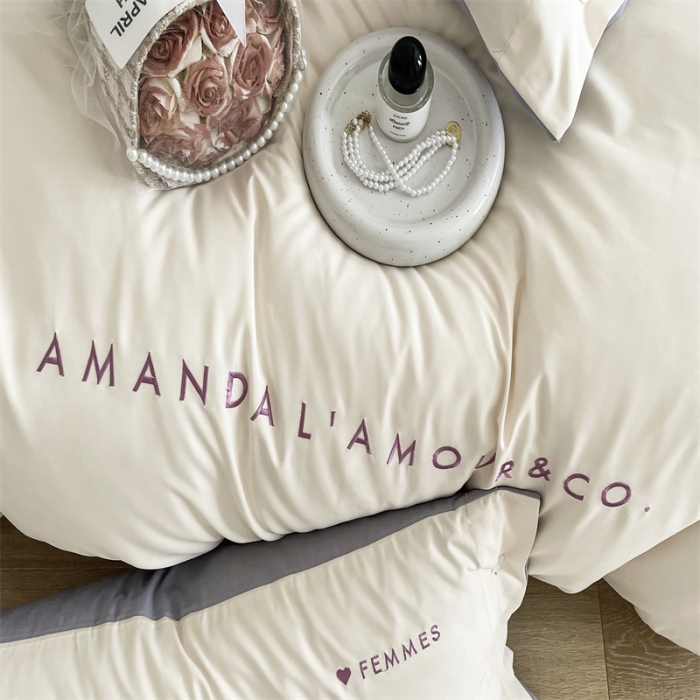 91家纺网 家纺一手货源 找家纺 布可 2025秋冬新款云朵绒轻奢刺绣四件套-慕斯 慕斯-白桃色