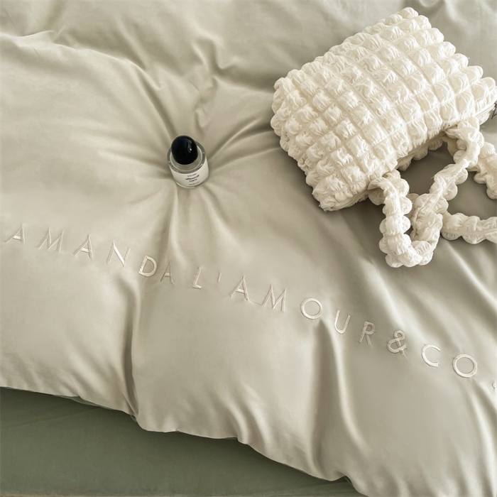 91家纺网 家纺一手货源 找家纺 布可 2025秋冬新款云朵绒轻奢刺绣四件套-慕斯 慕斯-琉璃绿