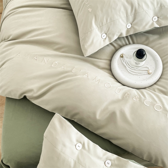 91家纺网 家纺一手货源 找家纺 布可 2025秋冬新款云朵绒轻奢刺绣四件套-慕斯 慕斯-琉璃绿