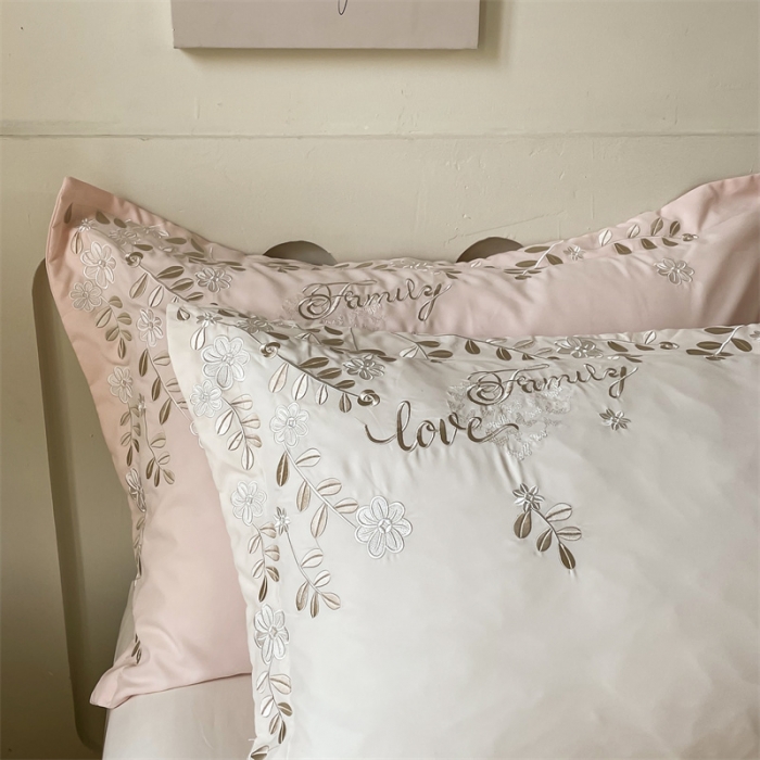 91家纺网 家纺一手货源 找家纺 布可 2025秋冬新款云朵棉轻奢精密刺绣四件套-月影 月影-奶昔白