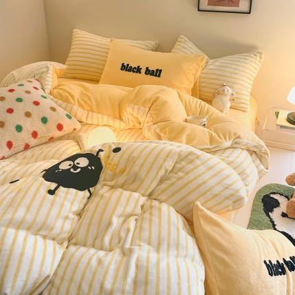 91家纺网 家纺一手货源 找家纺 如一 2023新款多巴胺元素韩式ins毛巾绣条纹牛奶绒四件套 小煤球