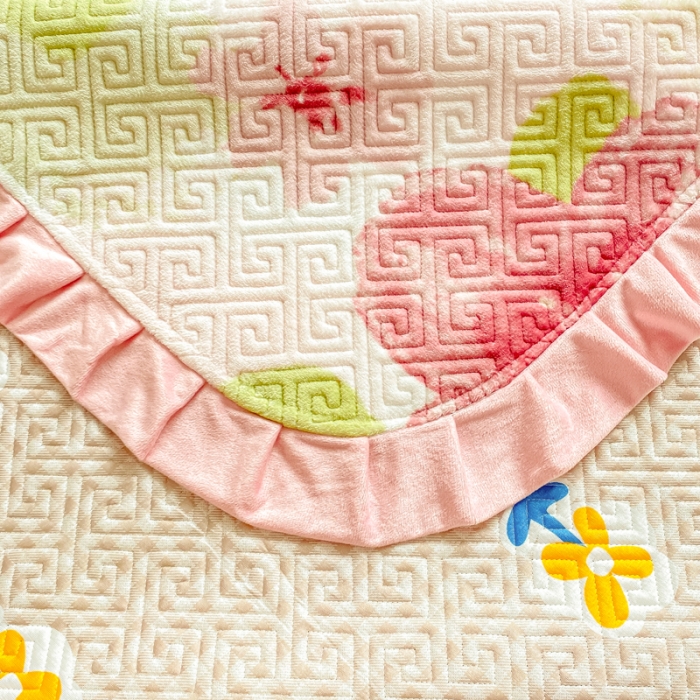 91家纺网 家纺一手货源 找家纺 慕木  2025新款A类小清新加厚多功能牛奶绒夹棉床盖 樱花