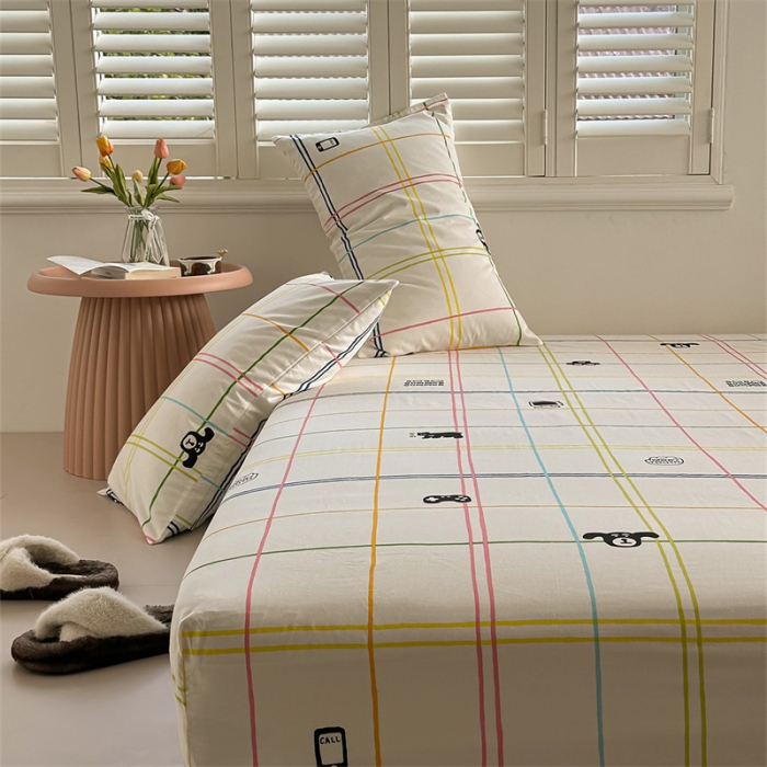 91家纺网 家纺一手货源 找家纺 洋铭区 2023新款全棉单品床笠彩条小熊