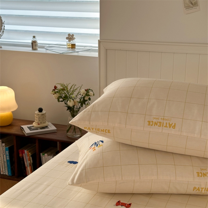 91家纺网 家纺一手货源 找家纺 洋铭区 2023新款全棉单品床笠格子兰花