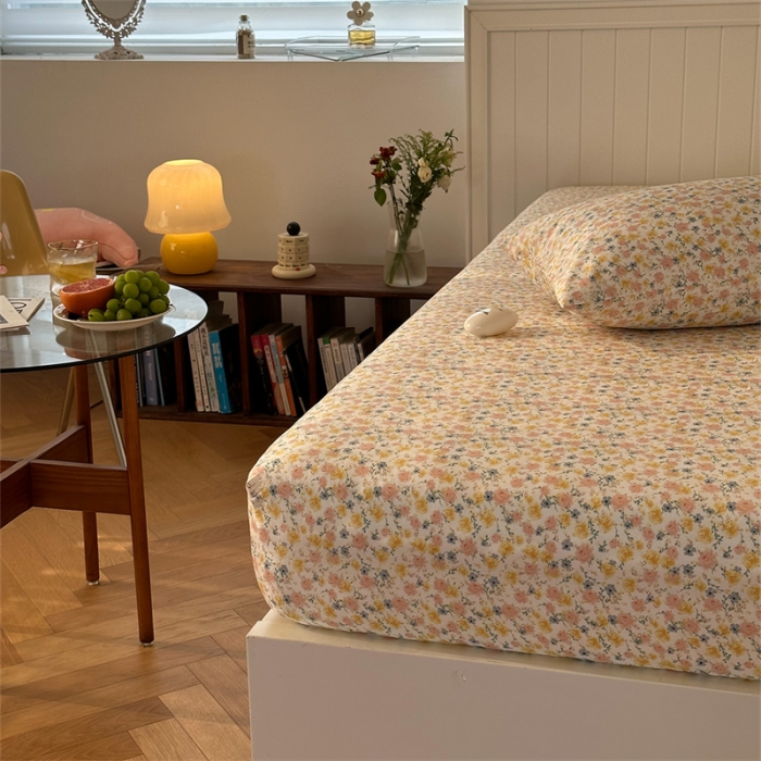 91家纺网 家纺一手货源 找家纺 洋铭区 2023新款全棉单品床笠桔粉小花