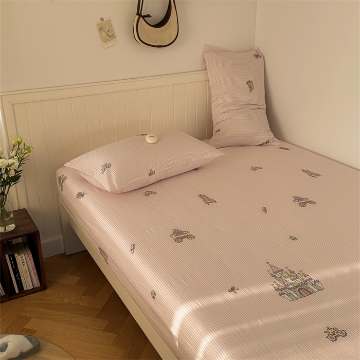 91家纺网 家纺一手货源 找家纺 洋铭区 2023新款全棉单品床笠可爱城堡