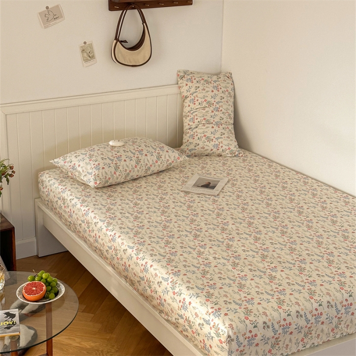 91家纺网 家纺一手货源 找家纺 洋铭区 2023新款全棉单品床笠蓝星花