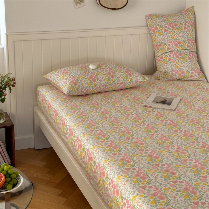 91家纺网 家纺一手货源 找家纺 洋铭区 2023新款全棉单品床笠蜜恋粉花