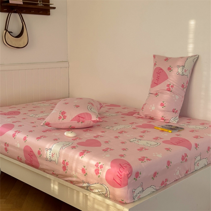 91家纺网 家纺一手货源 找家纺 洋铭区 2023新款全棉单品床笠桃心猫