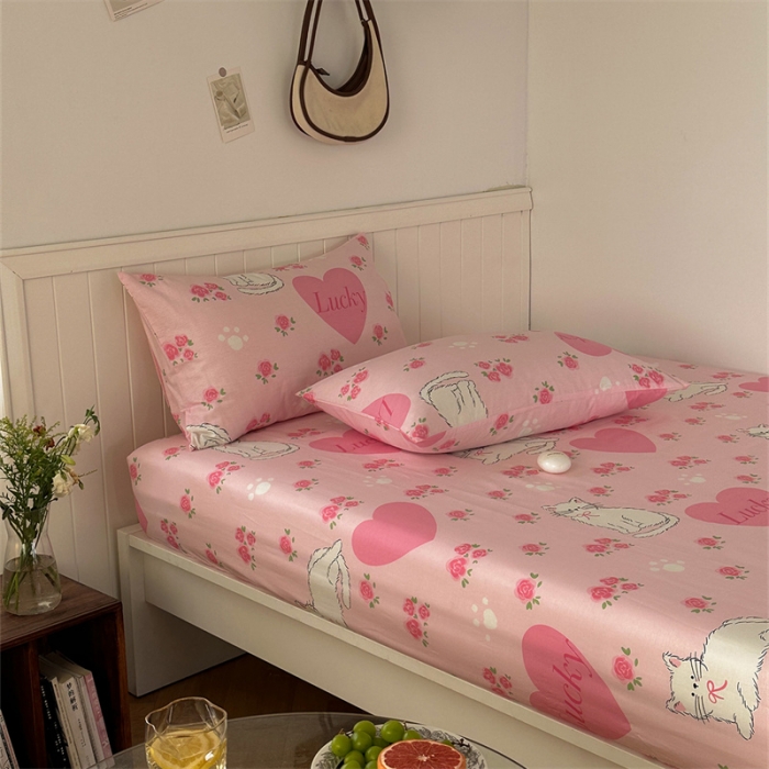 91家纺网 家纺一手货源 找家纺 洋铭区 2023新款全棉单品床笠桃心猫