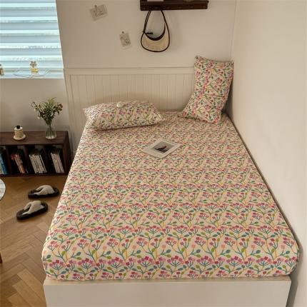 91家纺网 家纺一手货源 找家纺 洋铭区 2023新款全棉单品床笠小花紫粉