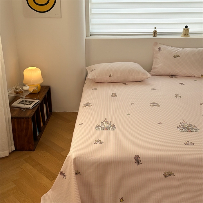 91家纺网 家纺一手货源 找家纺 洋铭区 2023新款全棉单品床单可爱城堡