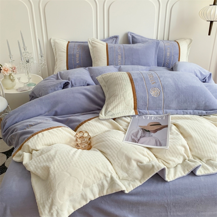 91家纺网 家纺一手货源 找家纺 芯贝儿 2024新款轻奢简约绣花加厚牛奶绒保暖四件套 山茶花--星黛紫
