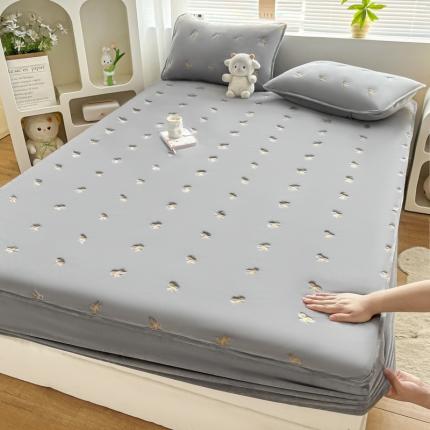 91家纺网 家纺一手货源 找家纺 (总) 宇航2023新款婴儿绒宝宝绒牛奶绒夹棉绣花床笠三件套