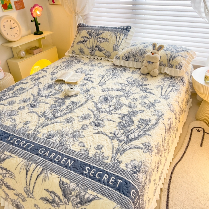 91家纺网 家纺一手货源 找家纺 梵朴 2023年新款牛奶绒夹棉床盖 秘密花园