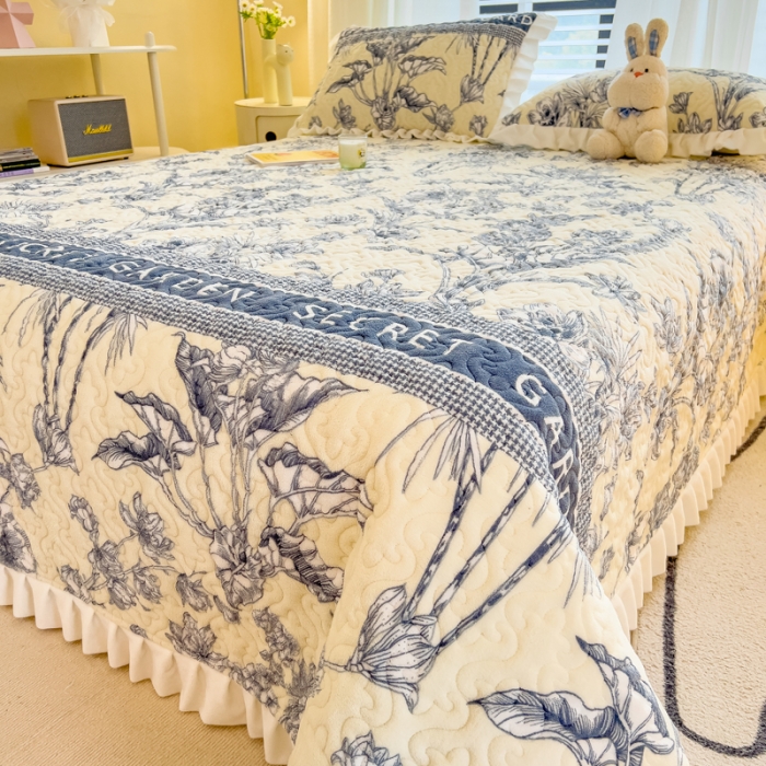 91家纺网 家纺一手货源 找家纺 梵朴 2023年新款牛奶绒夹棉床盖 秘密花园