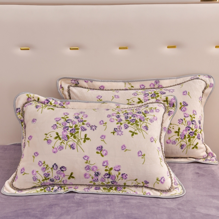 91家纺网 家纺一手货源 找家纺 盈超2023新款A类8.5到9斤印花牛奶绒金貂绒床裙款保暖绒四件套紫薰