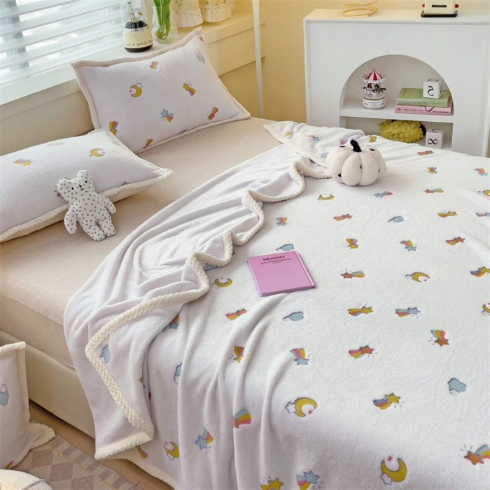 91家纺网 家纺一手货源 找家纺 总锦威郎 2023新款毛毯床单保暖加厚珊瑚绒双面午睡毯云朵绒多功能毛毯