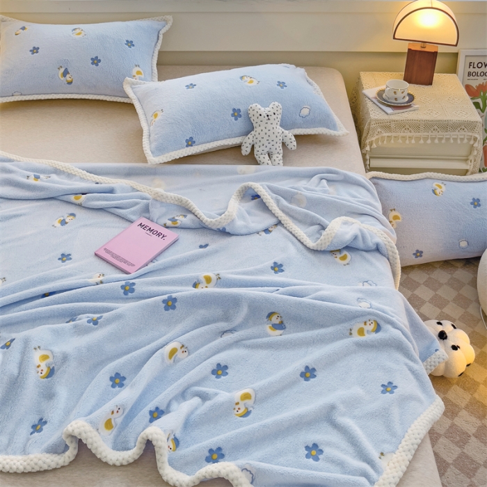 91家纺网 家纺一手货源 找家纺 锦威郎 2023新款毛毯床单保暖加厚珊瑚绒双面午睡毯云朵绒多功能毛毯 鸭子蓝
