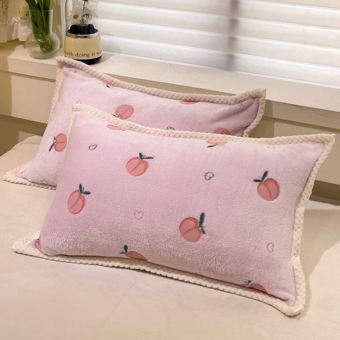 91家纺网 家纺一手货源 找家纺 锦威郎 2023新款云朵绒保暖牛奶绒毛毯绒单被套加绒加厚法莱绒四件套 蜜桃粉