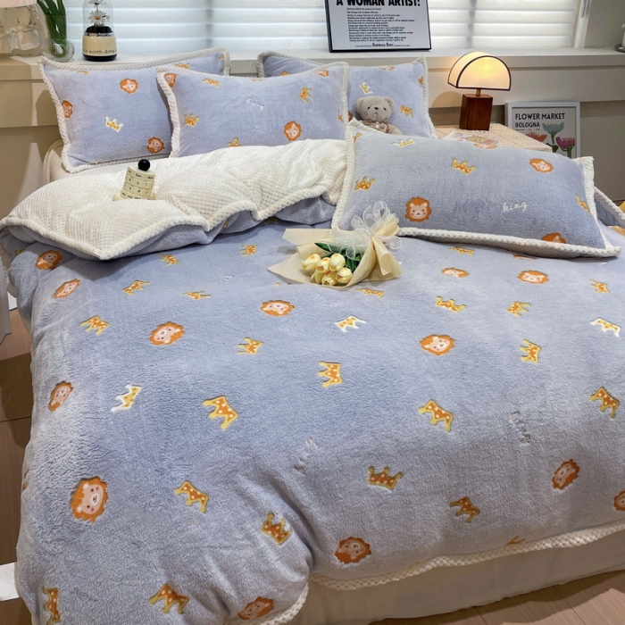 91家纺网 家纺一手货源 找家纺 锦威郎 2023新款云朵绒保暖牛奶绒毛毯绒单被套加绒加厚法莱绒四件套 狮子灰