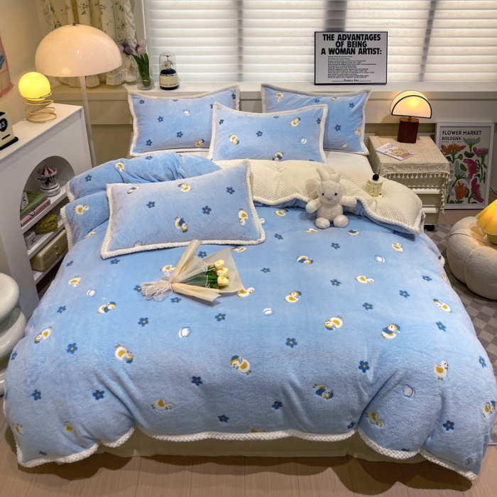 91家纺网 家纺一手货源 找家纺 锦威郎 2023新款云朵绒保暖牛奶绒毛毯绒单被套加绒加厚法莱绒四件套 鸭子蓝