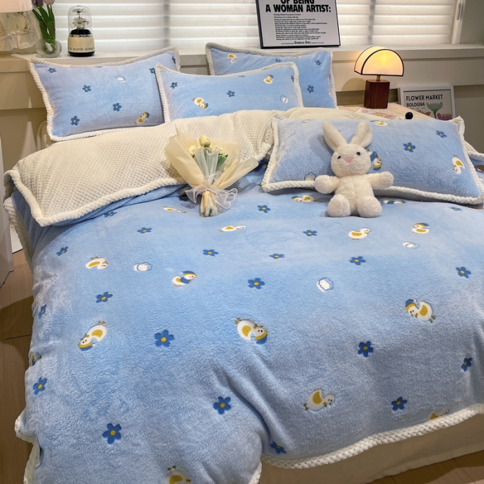 91家纺网 家纺一手货源 找家纺 锦威郎 2023新款云朵绒保暖牛奶绒毛毯绒单被套加绒加厚法莱绒四件套 鸭子蓝