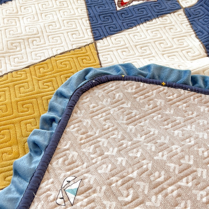 91家纺网 家纺一手货源 找家纺 慕木  2025新款A类小清新加厚多功能牛奶绒夹棉床盖 菱花