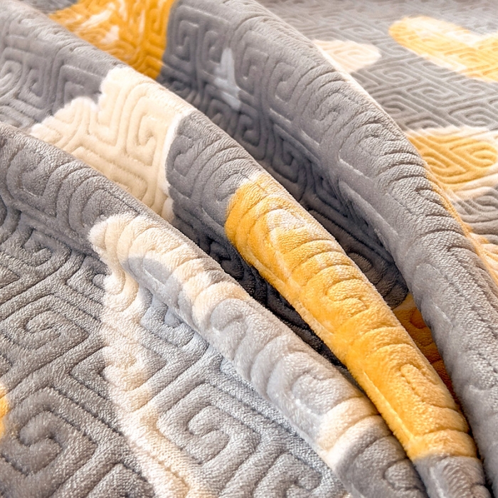 91家纺网 家纺一手货源 找家纺 慕木  2025新款A类小清新加厚多功能牛奶绒夹棉床盖 恋心