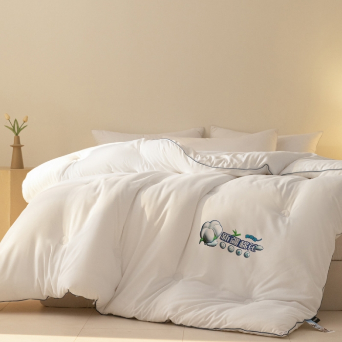 91家纺网 家纺一手货源 找家纺 莱福仕 2023新款A类水洗棉新疆棉花被被子被芯-向云端 向云端-奶酪白