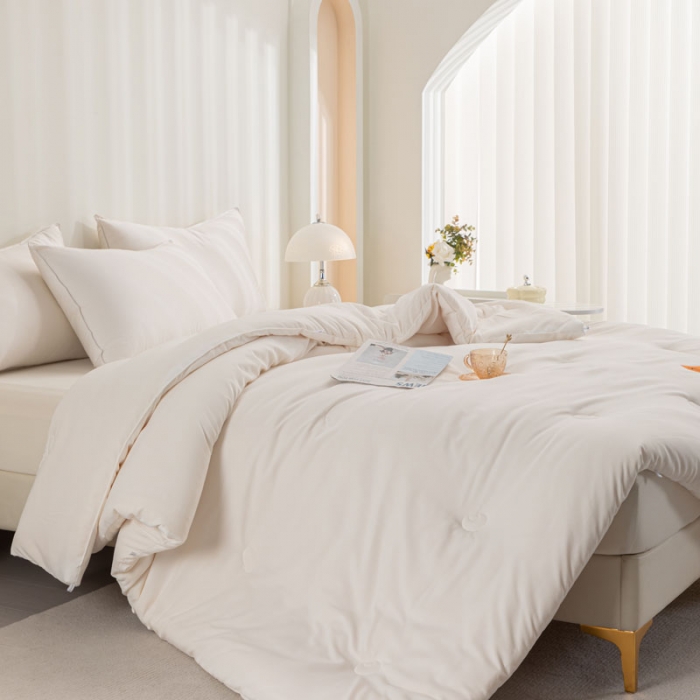 91家纺网 家纺一手货源 找家纺 莱福仕 2023新款A类水洗棉李官奇抗菌大豆被被子被芯 芝士白