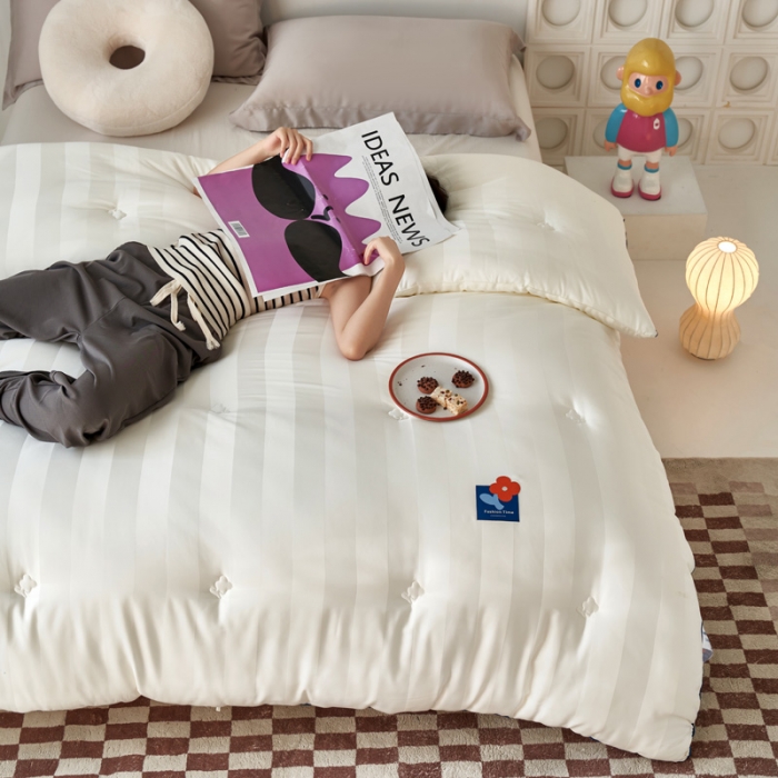 91家纺网 家纺一手货源 找家纺 莱福仕 2023新款A类杜邦防螨抗菌春秋被冬被被子被芯 赫本-玉珠白