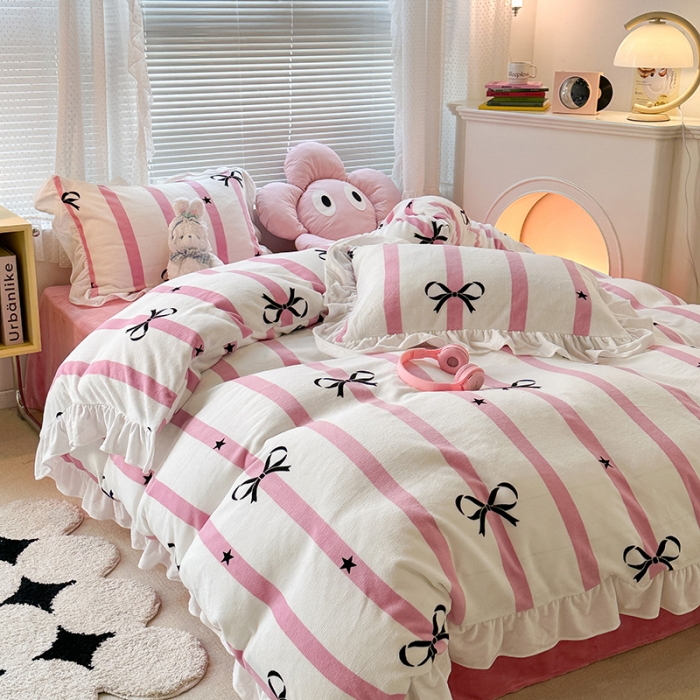 91家纺网 家纺一手货源 找家纺 昔可 2023新款韩系ins花边款牛奶绒四件套 粉条星星蝴蝶结