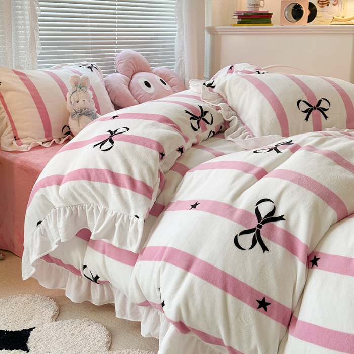 91家纺网 家纺一手货源 找家纺 昔可 2023新款韩系ins花边款牛奶绒四件套 粉条星星蝴蝶结