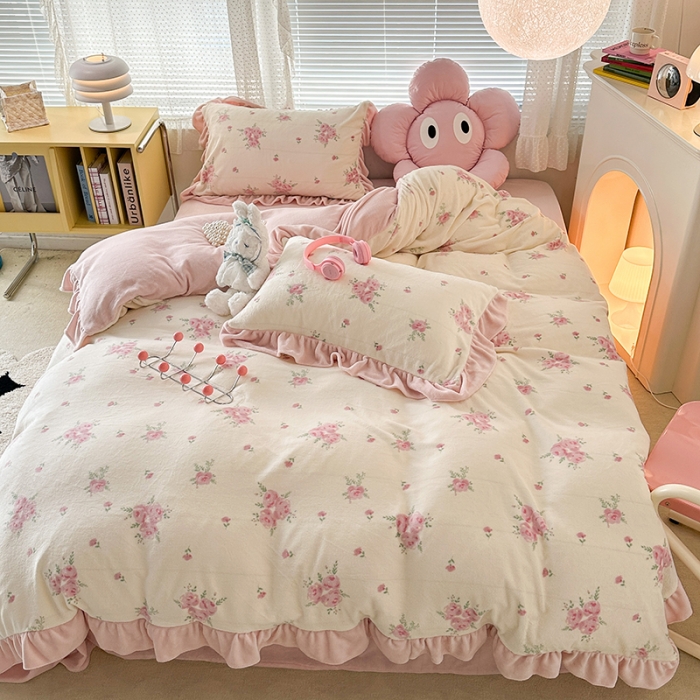 91家纺网 家纺一手货源 找家纺 昔可 2023新款韩系ins花边款牛奶绒四件套 午后茶花