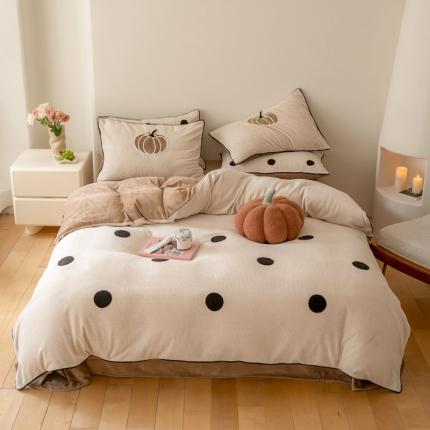 91家纺网 家纺一手货源 找家纺 FOR TWO家纺 2023新款牛奶绒华夫格毛巾绣系列四件套 珍珠奶茶