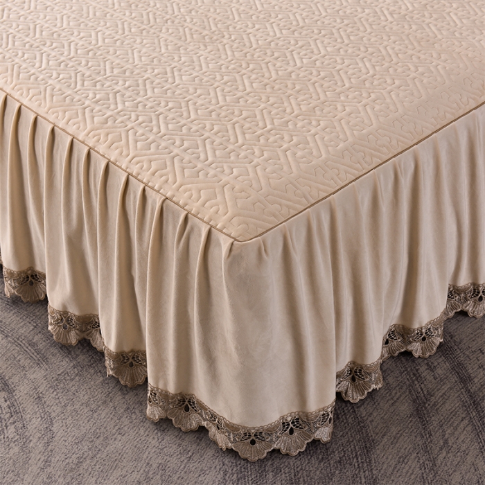 91家纺网 家纺一手货源 找家纺 忘忧草 2023新款安娜系列婴儿绒夹棉浪漫花边床裙 安娜-浅米驼