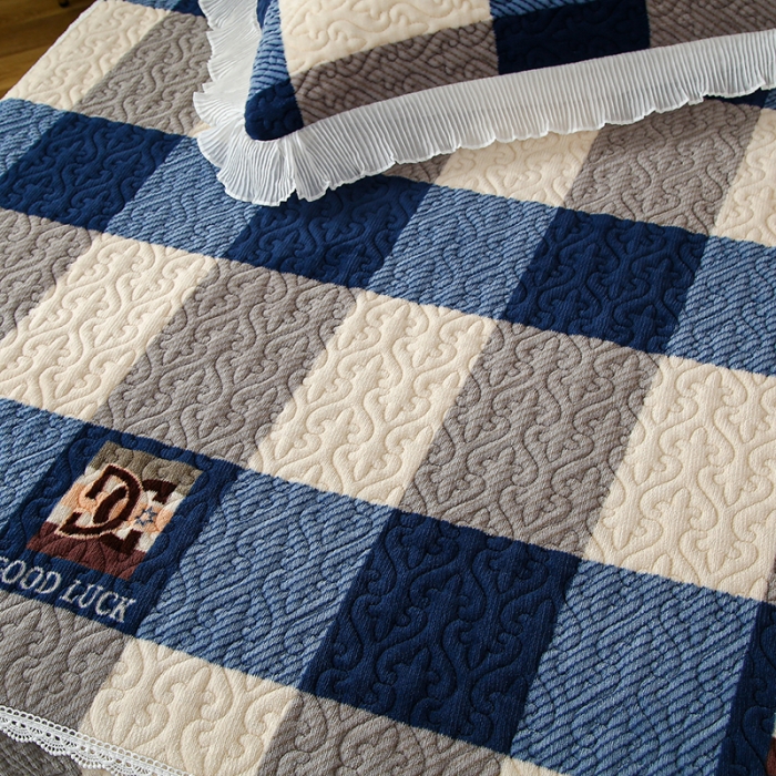 91家纺网 家纺一手货源 找家纺 冬然 2023新款床盖牛奶绒夹棉床裙四件套单床裙单被套 棋盘格