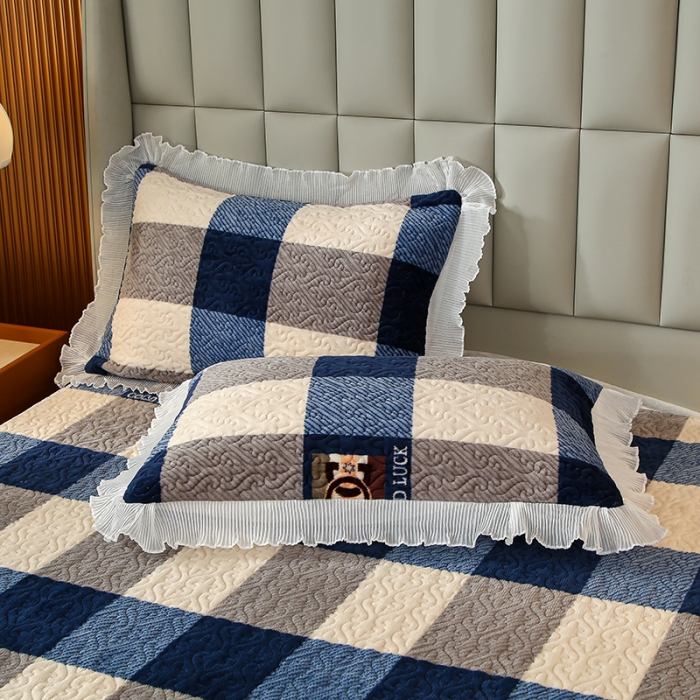 91家纺网 家纺一手货源 找家纺 冬然 2023新款床盖牛奶绒夹棉床裙四件套单床裙单被套 棋盘格