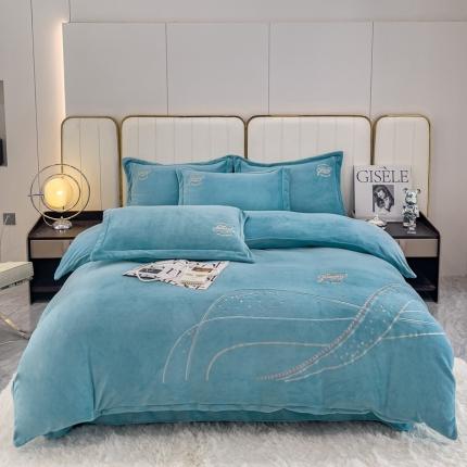 91家纺网 家纺一手货源 找家纺 （总）慕克斯 2023新款全消光高克重刺绣牛奶绒四件套-奥丽莎